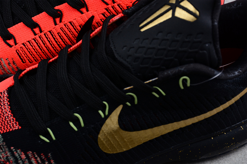 Kobe 10 Elite Low Christmas Black/Metallic Gold-Bright Crimson 21