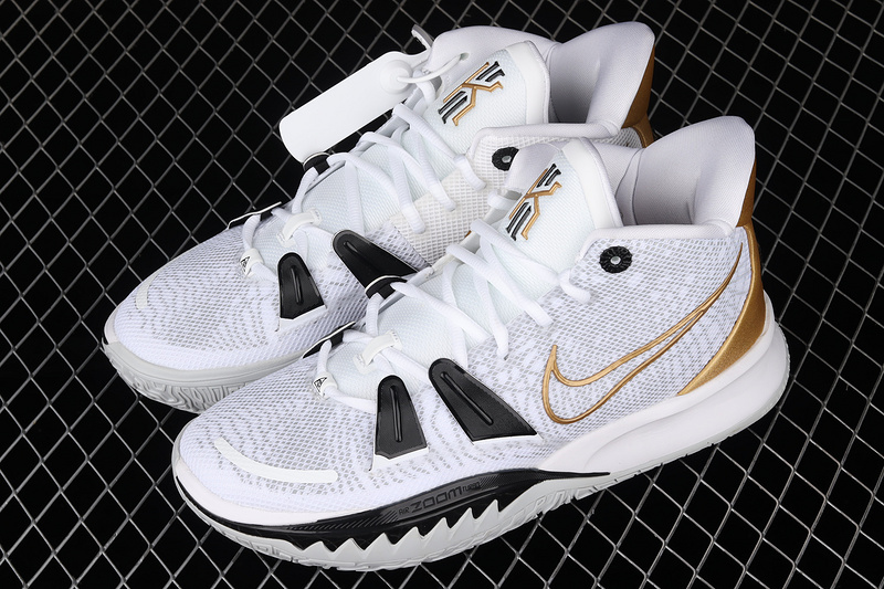 Kyrie 7 Ep White/Black/Metallic Gold 27