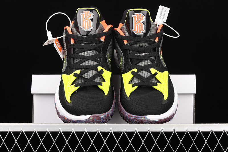 Kyrie Low 4 Ep Black/Turf Orange/White/Team Red 3