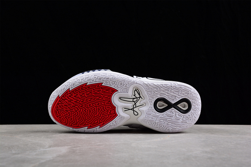 Kyrie 8 Infinity Ep Man Machine White/Black/University Red 21