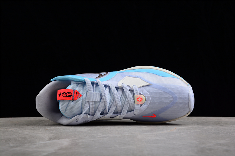 Kyrie Low 5 Football Grey/Black/Blue Chill/Sail 15