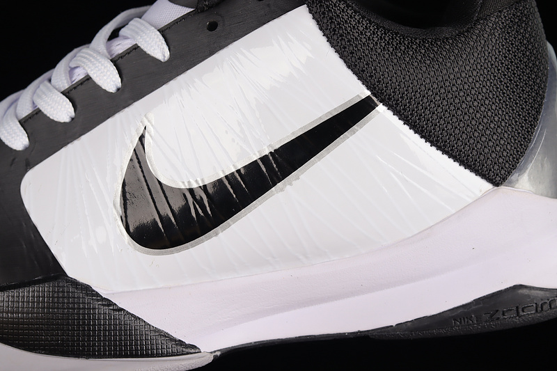 Zoom Kobe 5 Tb White/Black/Metallic Silver 11