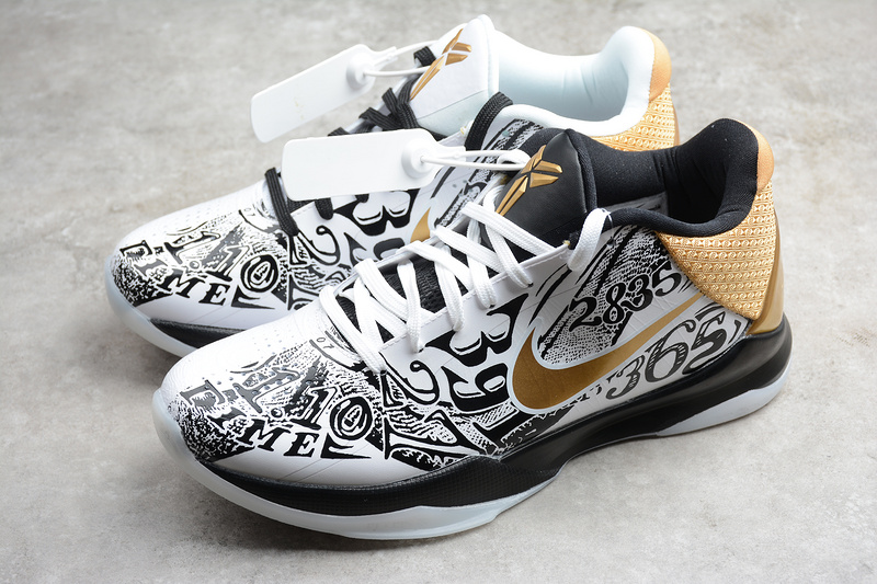 Kobe 5 Protro Black/White/Gold 23