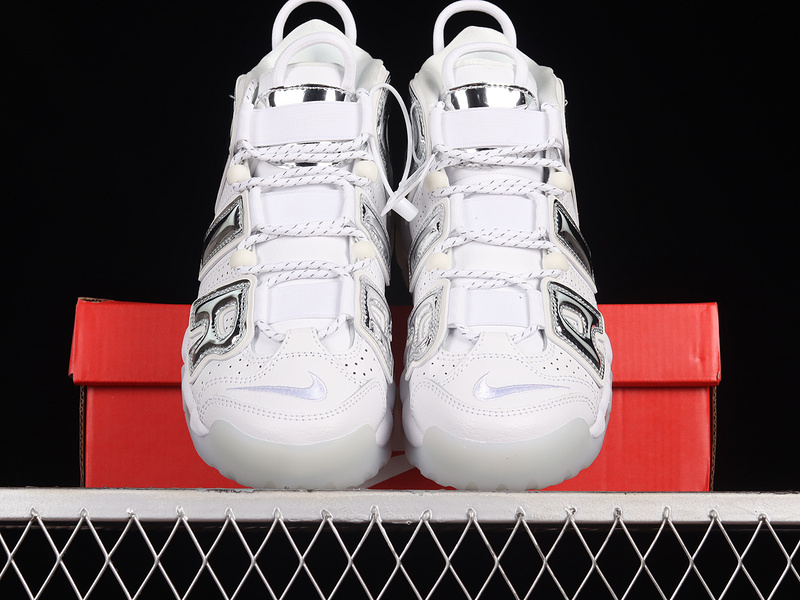 Air More Uptempo Chrome White/Chrome-Blue Tint 27