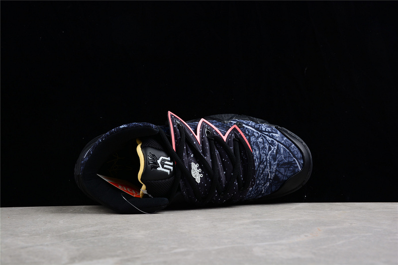 Kyrie Hybrid S2 Ep What The Black/Multi-Color 21