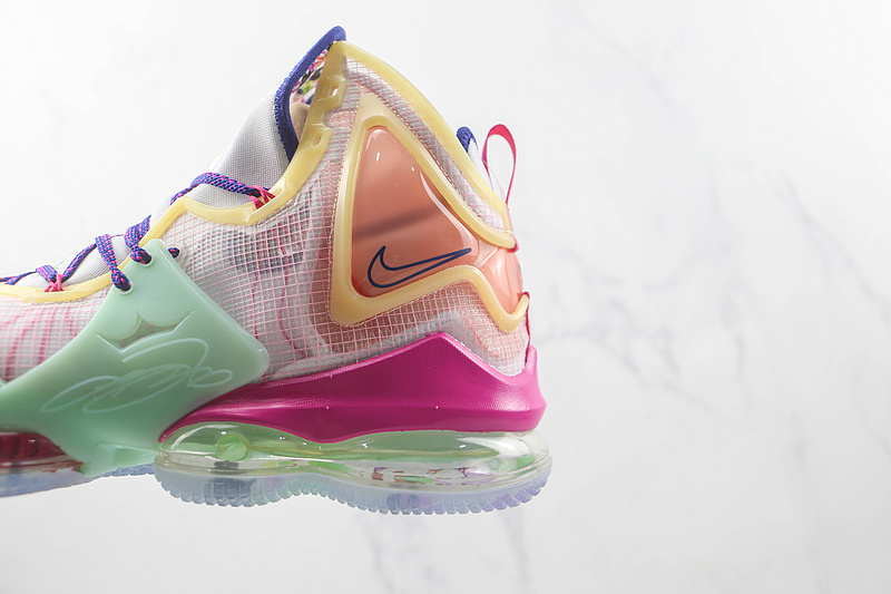 Lebron 19 Ep Valentine's Day Multi-Color/Multi-Color 3