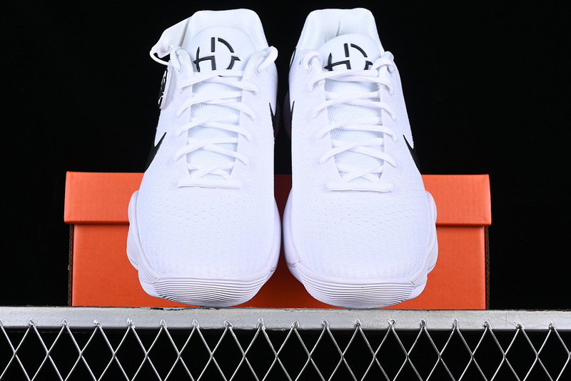 Hyperdunk 2017 Low Tb White/Black 21