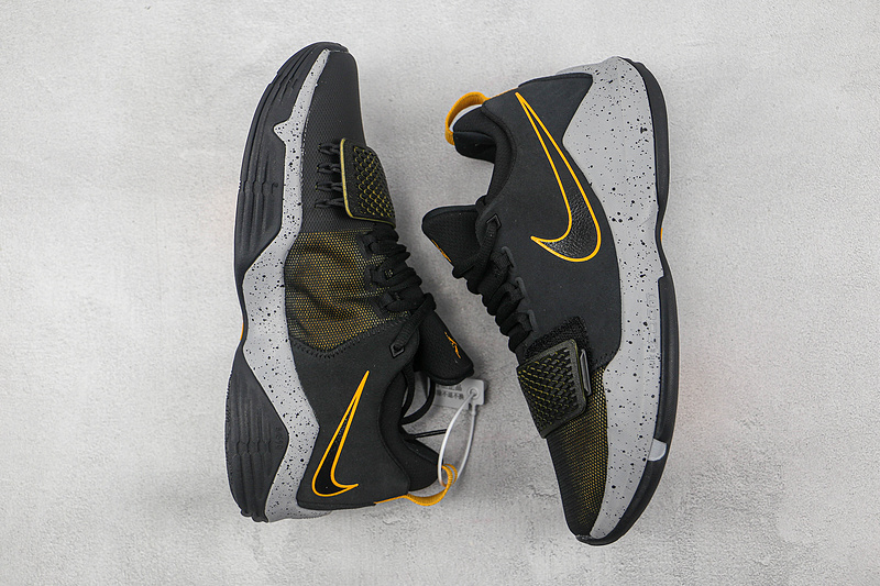 Pg 1 Ep Black/University Gold-Wolf Grey 7