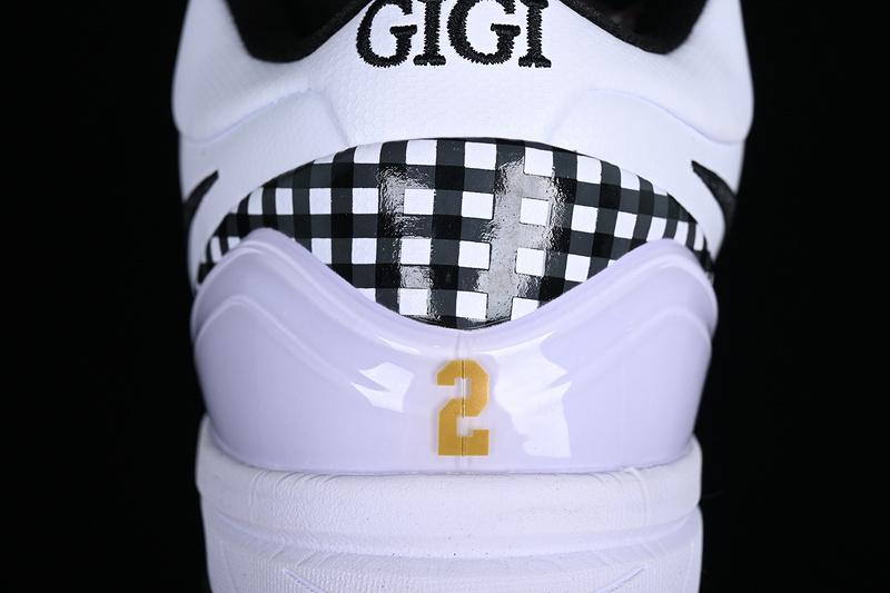 Zoom Kobe 4 Protro Mambacita White/White/Black/Metallic Gold 25