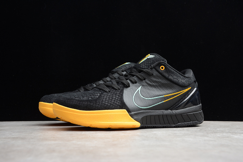 Zoom Kobe 4 Protro Black/Aurora Green-University Gold 19