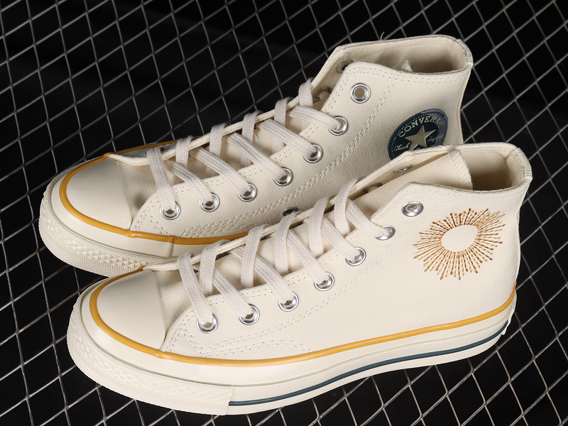 Chuck Taylor All Star 1970S Beige/Beige/Gold 17