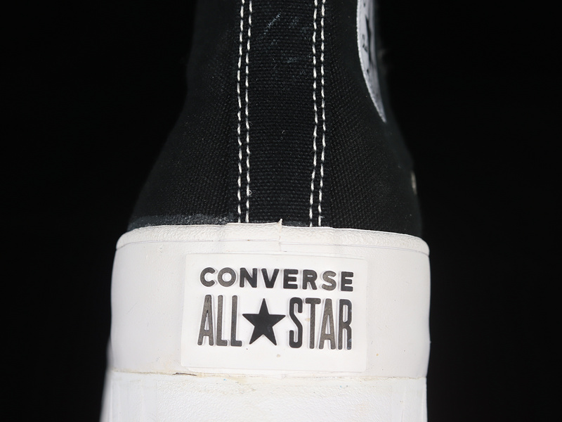 Chuck Taylor All Star X Lugged 2.0 High Top Black/Egret/White 31