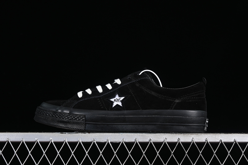 Madness X Converse One Star White/Black 19