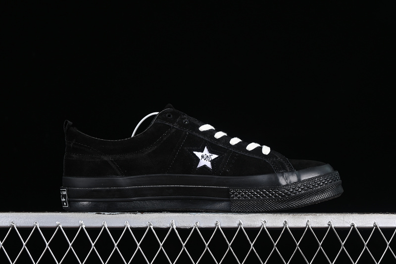 Madness X Converse One Star White/Black 27