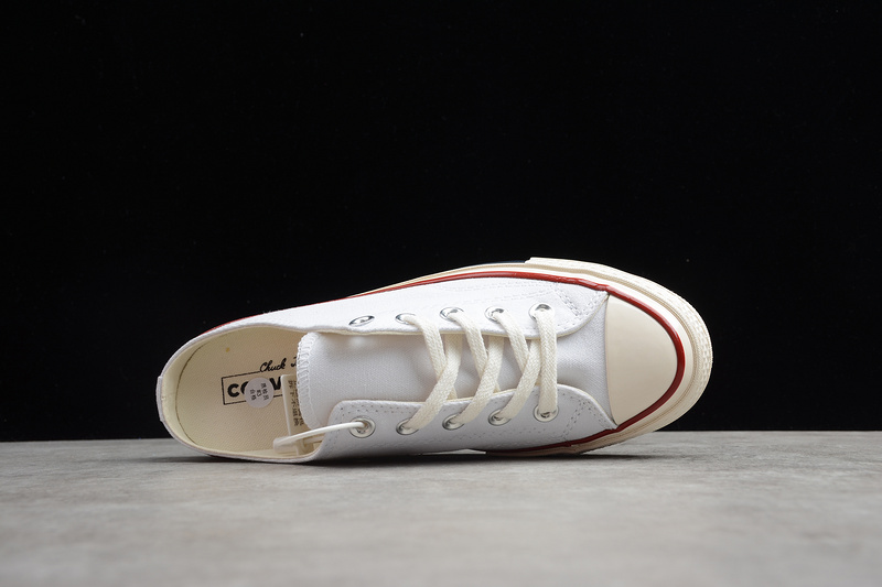 Chuck Taylor All-Star Low White/Red/Egret 19