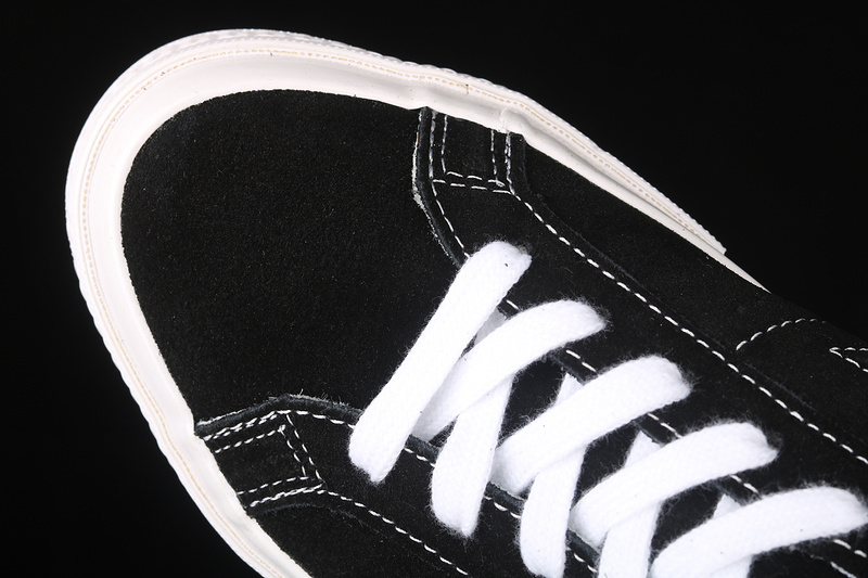 One Star Low Black Suede Black/White/White 7