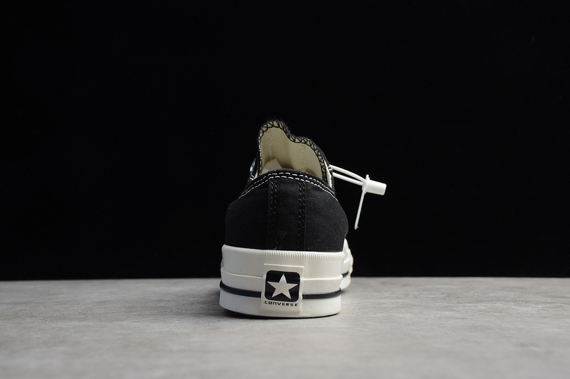 One Star Shoes Black/White 11