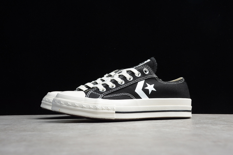 One Star Shoes Black/White 15