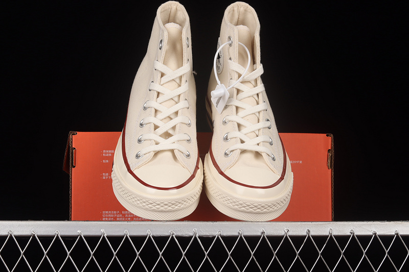 Chuck Taylor All-Star 70S High Top Parchment Beige/Beige/Red 19