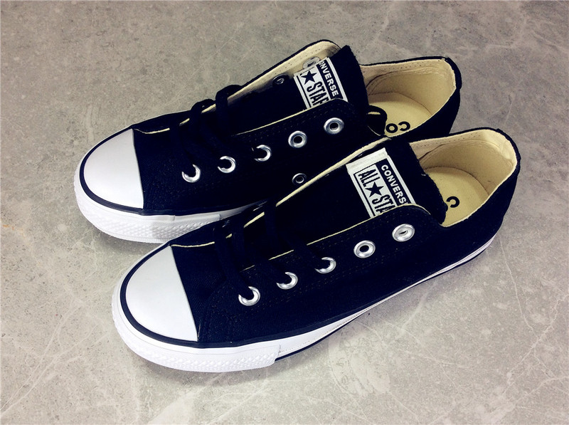 Chuck Taylor All Star Lift Low Top Navy Blue/White 7