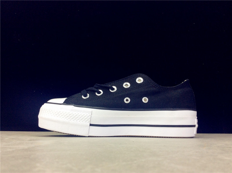 Chuck Taylor All Star Lift Low Top Navy Blue/White 25