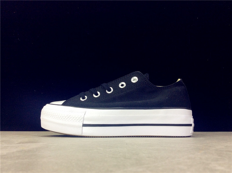 Chuck Taylor All Star Lift Low Top Navy Blue/White 27