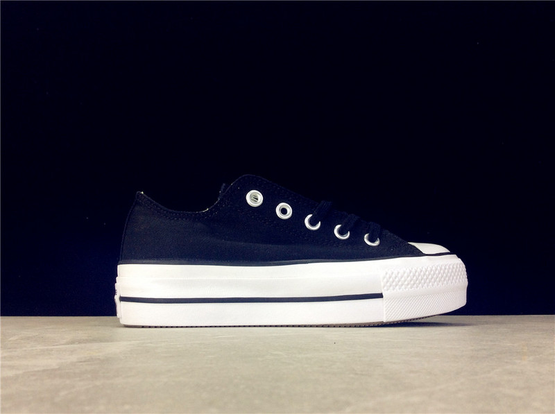 Chuck Taylor All Star Lift Low Top Navy Blue/White 29