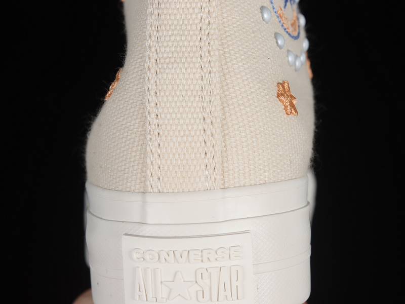 Chuck Taylor All Star Lift Hi Beige 17