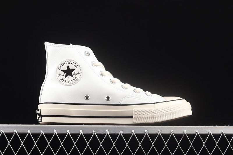 Chuck 70 Hi White/White/White 25