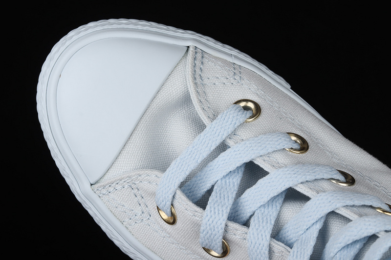 Chuck Taylor All Star High Lifestyle Blue Tint/Gole/White 17