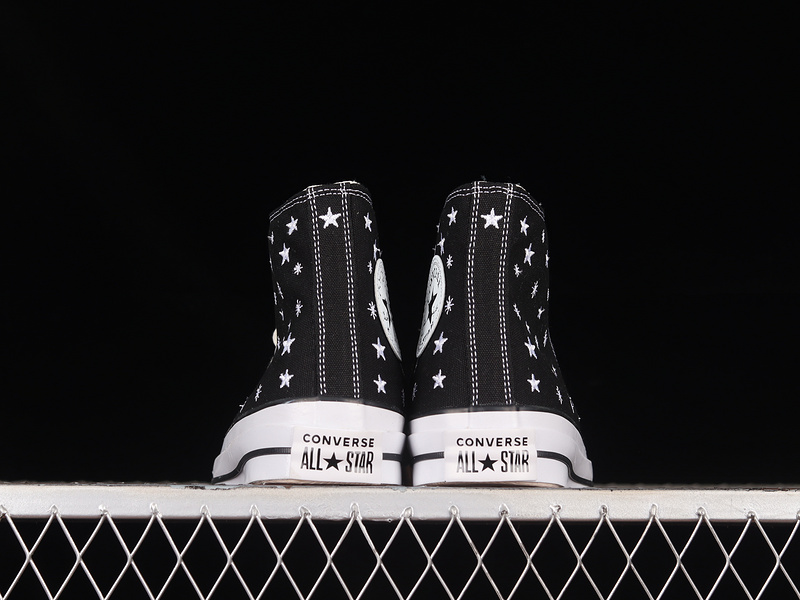 Chuck Taylor All Star High Black/Egret/Vintage White 17