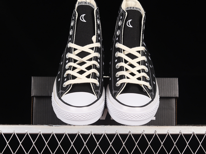 Chuck Taylor All Star High Black/Egret/Vintage White 19