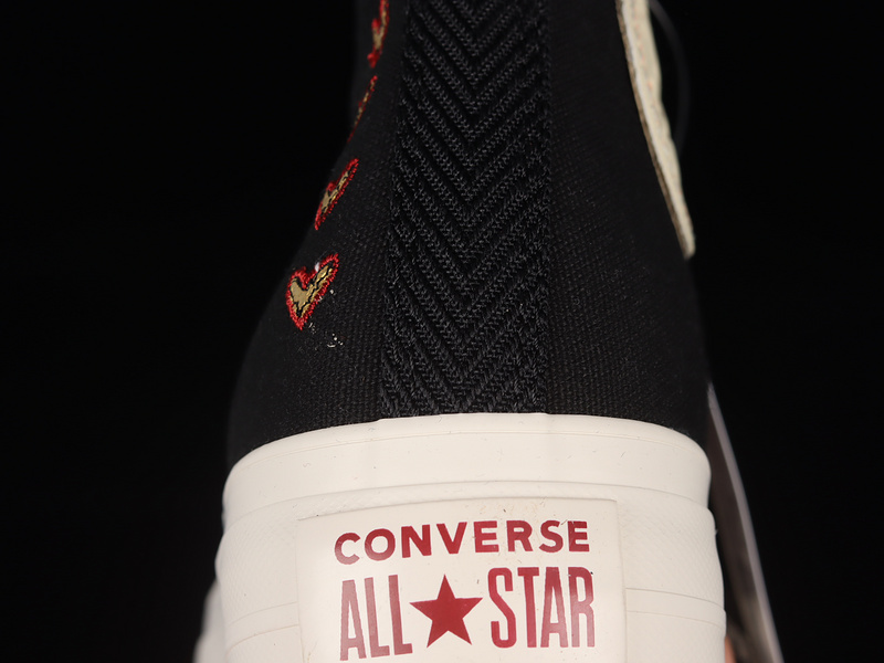 Chuck Taylor All Star Lift Platform High Valentine's Day 2023 Black/Egret 31