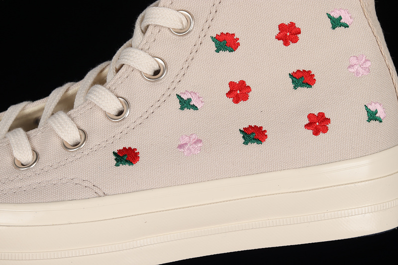 Chuck Taylor All-Star 70S High Floral Embroidery Desert Sand/Egret 29