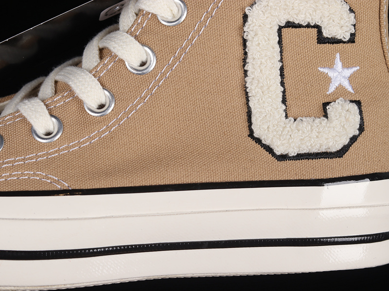 Chuck Taylor All-Star 70S High Varsity Letter Nomad Khaki/Egret/Black 21