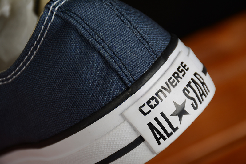 Converse Chuck Taylor Hi All Star Canvas Low Navy Classic 23