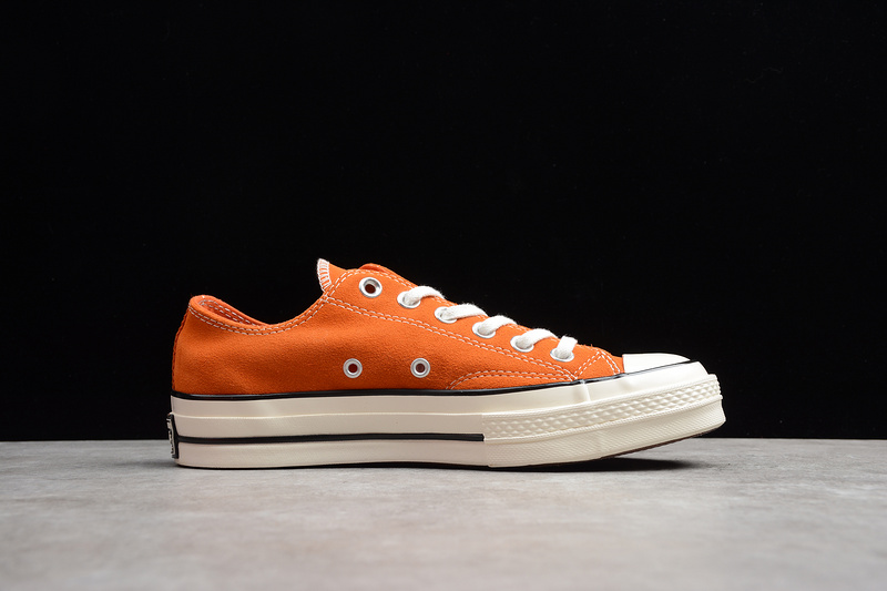 Chuck Taylor 70S Low All-Star Suede Orange/White 23