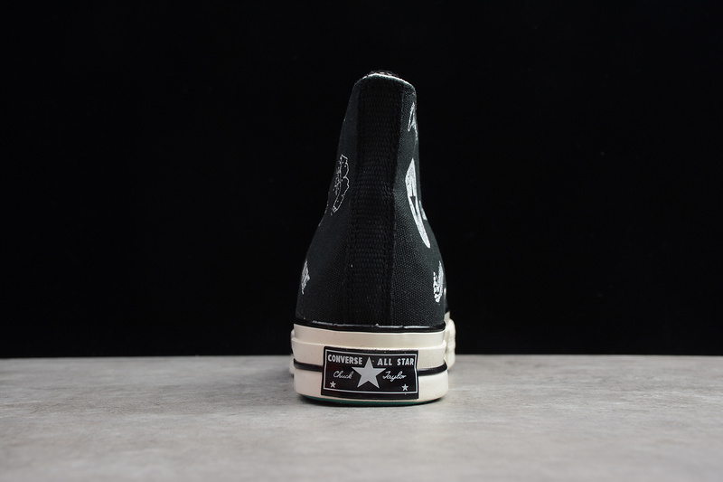 Chuck Taylor All-Star High Black/White 19