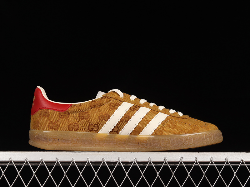 Gucci X Gazelle Gg Monogram Mesa/White/Red 27