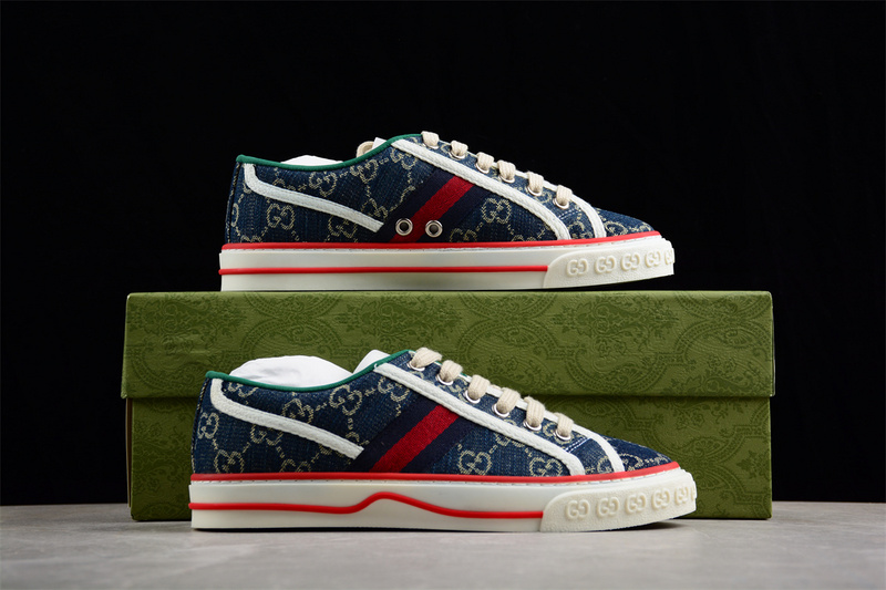 Gucci Tennis 1977 Print Sneaker Red/Green/Blue 25