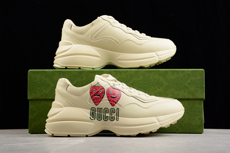 Gucci Rhyton Vintage Dadshoes Off White/Black/Red 11