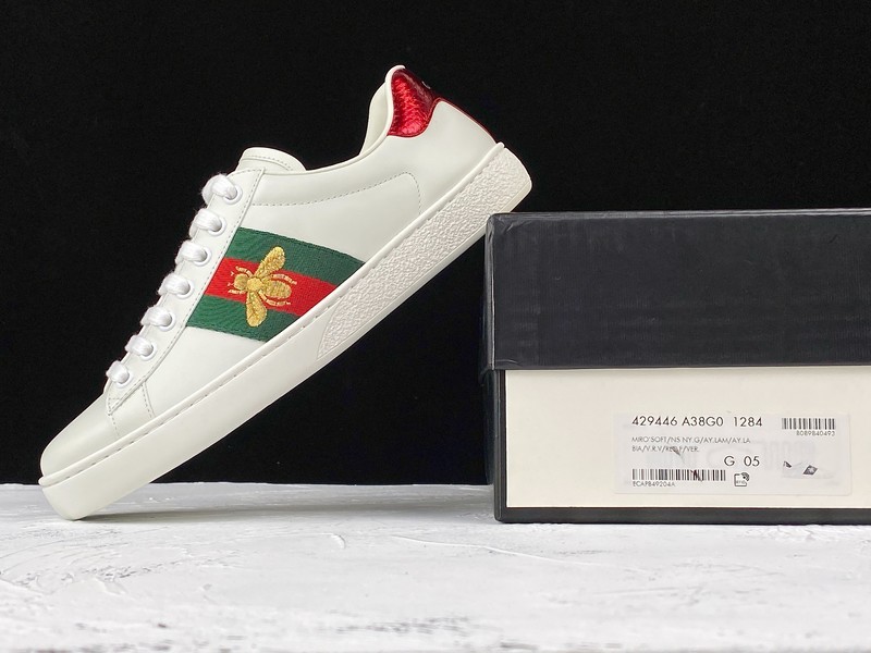 Gucci Ace Embroidered Low-Top Sneaker White/Green/Red-Gold 37