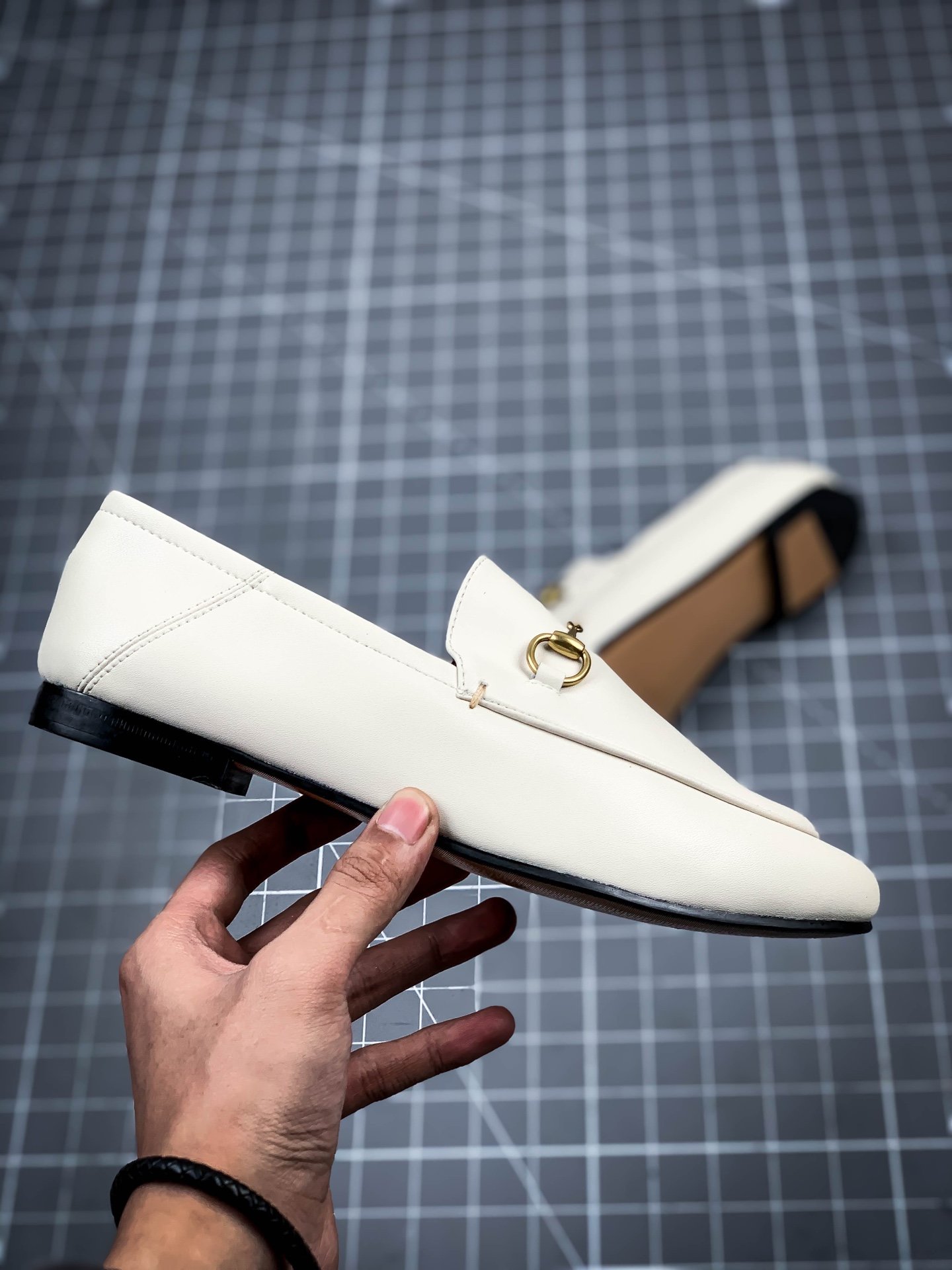 Gucci Shoes White/White 7