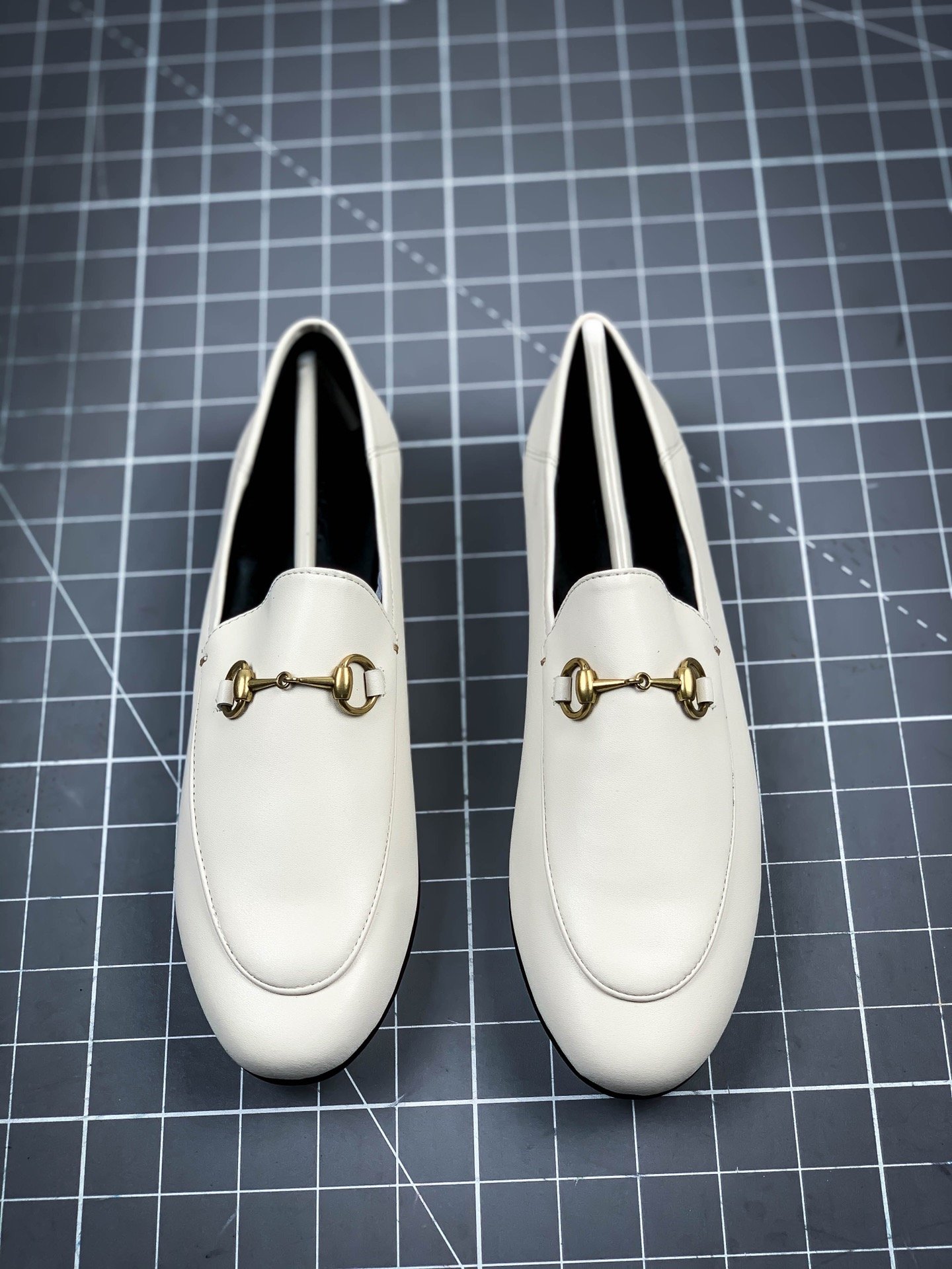 Gucci Shoes White/White 15