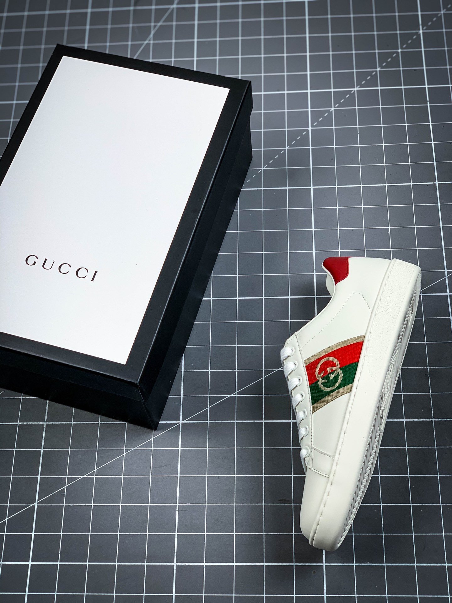 Gucci Low Shoes White/Green/Red-Gold 7