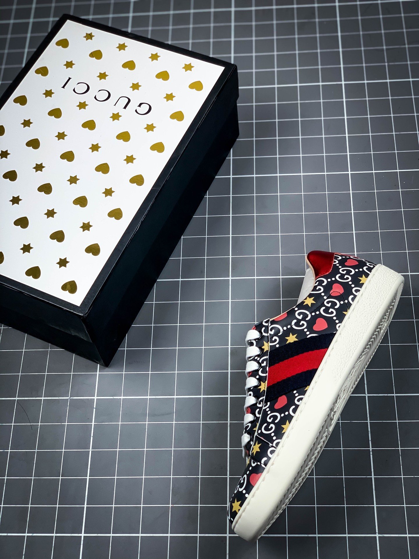 Gucci Sneakers Black/Red/White 13