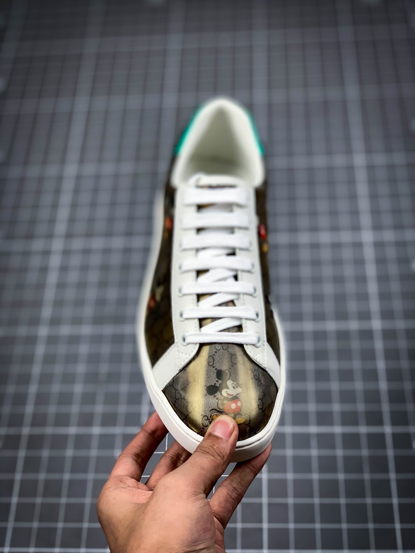 Gucci Sneakers Gold/White 17