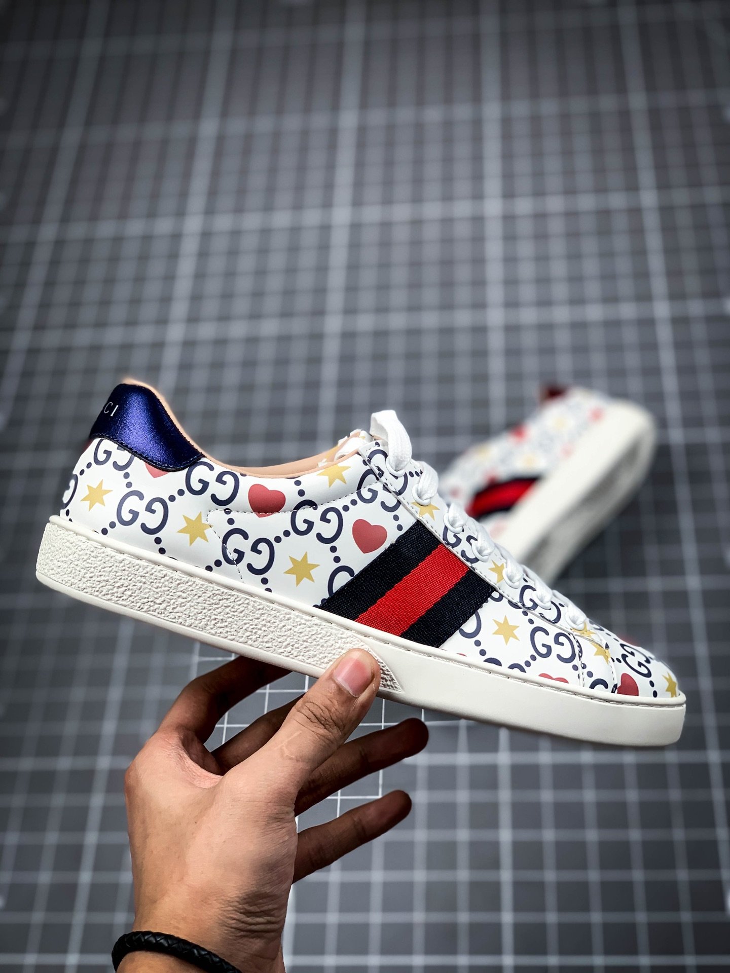 Gucci Sneakers White/Red/Black 7