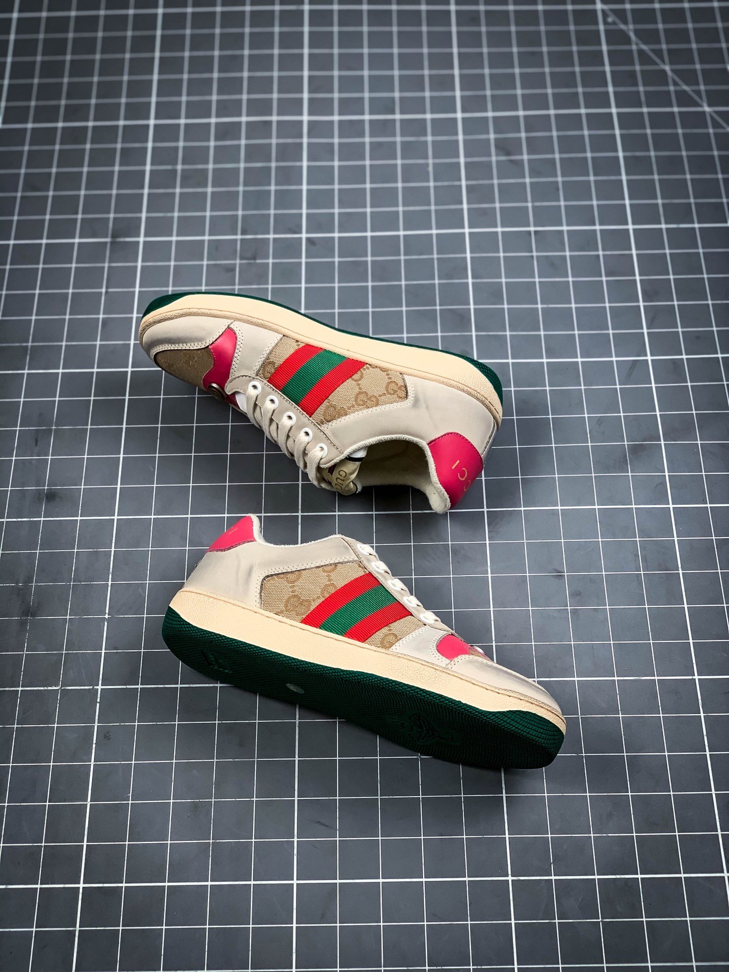 Gucci Distressed Leather Sneaker Light Khaki/Green/Red 13