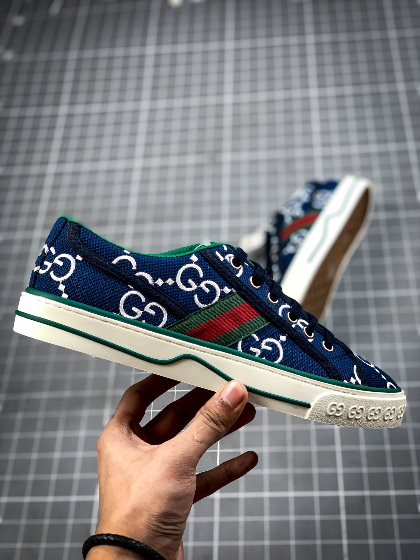 Gucci Tennis 1977 Print Sneaker Navy Blue/Green/Red 3